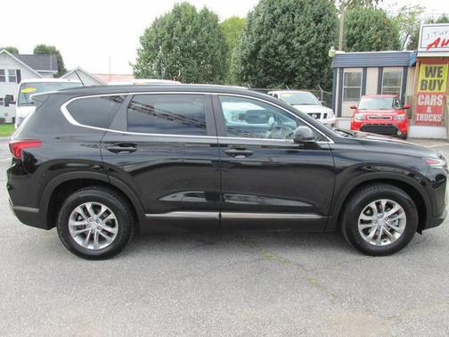 2019 Hyundai SANTA FE SE 2.4