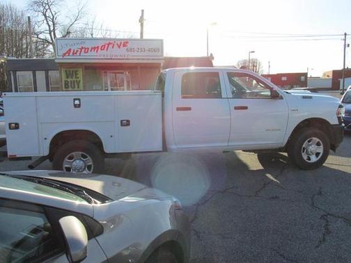 2022 RAM 2500 Tradesman Crew Cab 4x4 8' Box