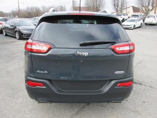 2018 Jeep Cherokee Latitude Plus