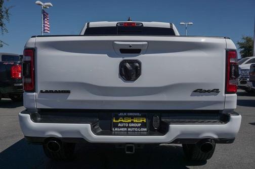 Photo 5 of 22 of 2020 RAM 1500 Laramie