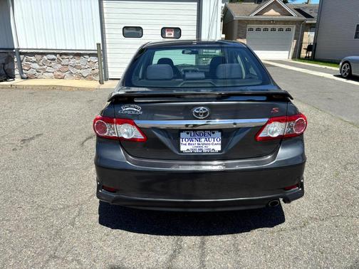 2011 Toyota Corolla S