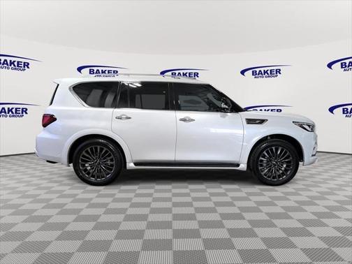 2024 INFINITI QX80 SENSORY AWD