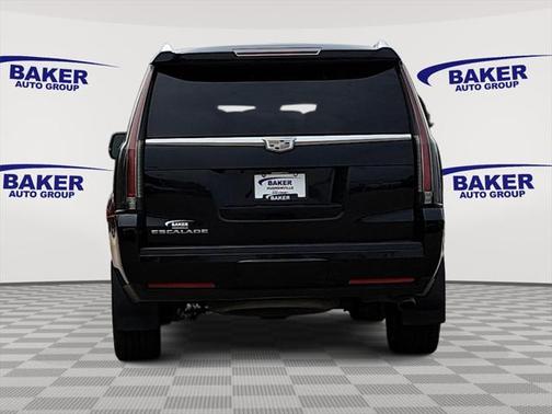 2016 Cadillac Escalade Luxury