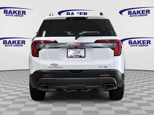 2023 GMC Acadia AWD AT4
