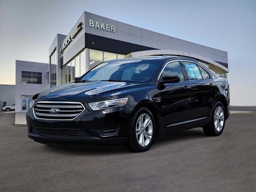 2018 Ford Taurus SEL