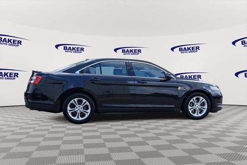 2018 Ford Taurus SEL