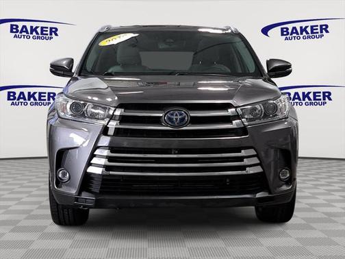 2019 Toyota Highlander Hybrid Platinum
