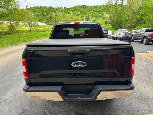Shadow Black 2018 Ford F-150 XLT