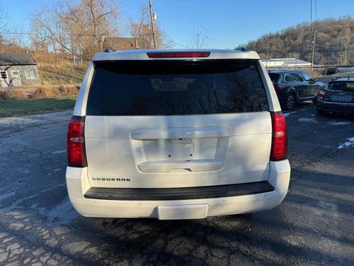 2016 Chevrolet Suburban LT
