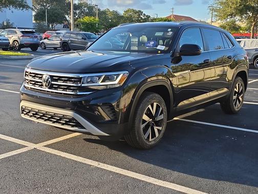 2022 Volkswagen Atlas Cross Sport 2.0T SE