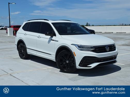 2022 Volkswagen Tiguan 2.0T SE R-Line Black
