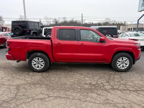 2023 Nissan Frontier SV