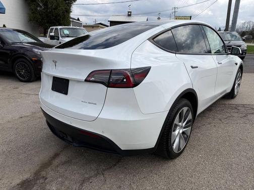 2021 Tesla Model Y Long Range Dual Motor All-Wheel Drive