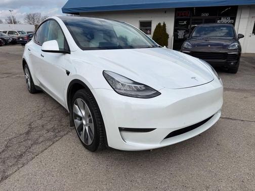 2021 Tesla Model Y Long Range Dual Motor All-Wheel Drive