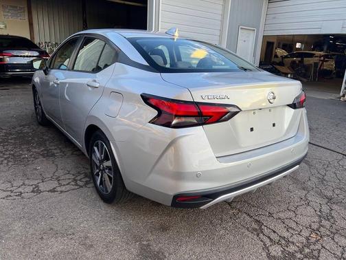 2020 Nissan Versa 1.6 SV