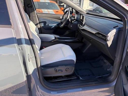 Pure Gray 2024 Volkswagen ID.4 Pro S