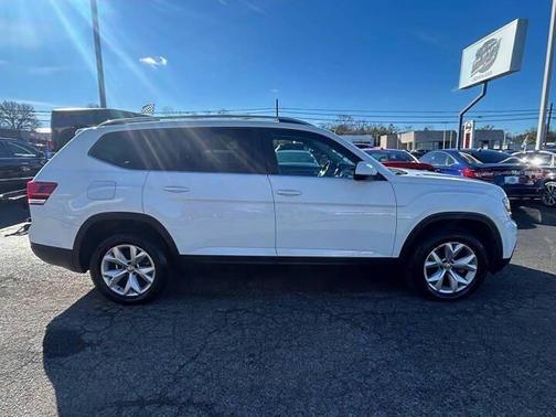 2018 Volkswagen Atlas 3.6L SE w/Technology