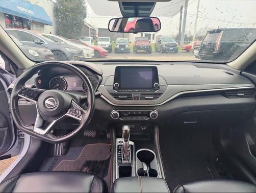2024 Nissan Altima SR FWD