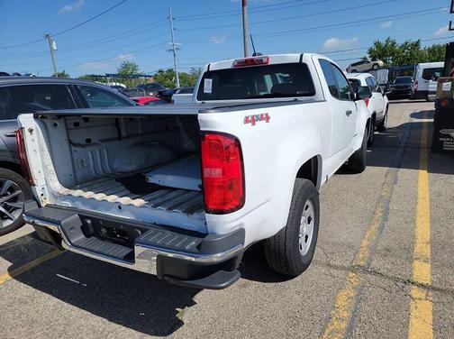 Summit White 2016 Chevrolet Colorado WT