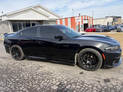 2017 Dodge Charger SE