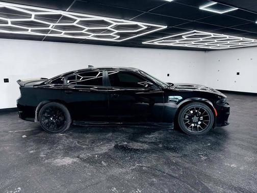 2017 Dodge Charger SE