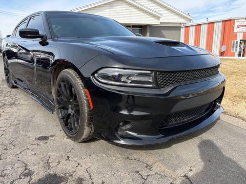 2017 Dodge Charger SE