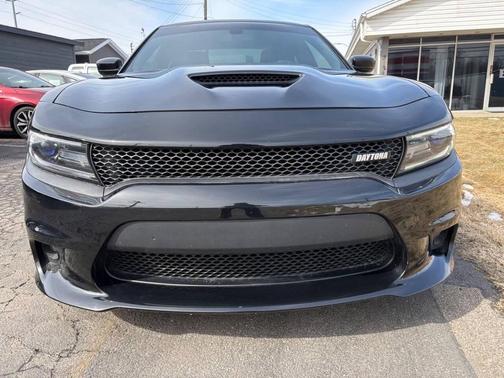 2017 Dodge Charger SE