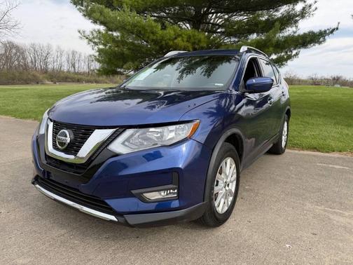 2020 Nissan Rogue SV
