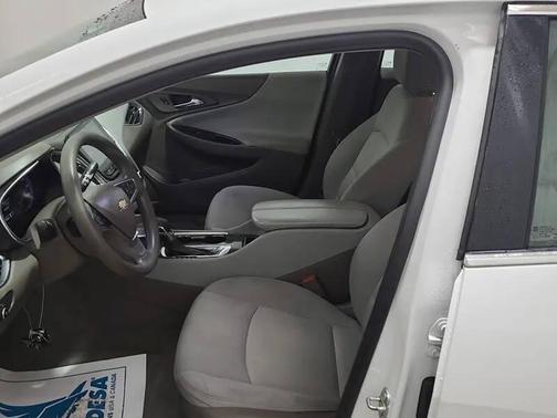 2021 Chevrolet Malibu FWD LT