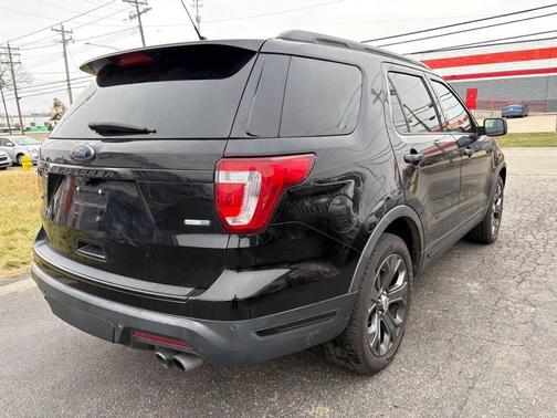 2018 Ford Explorer Sport