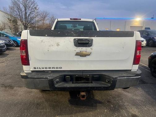 2007 Chevrolet Silverado 2500 Work Truck