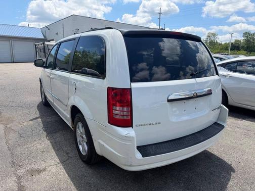 Stone White Clearcoat 2010 Chrysler Town & Country Touring