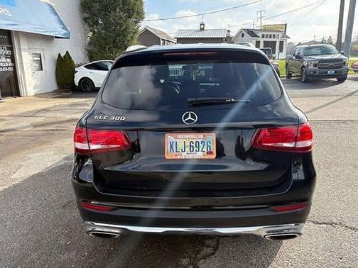 2018 Mercedes-Benz GLC 300 Base