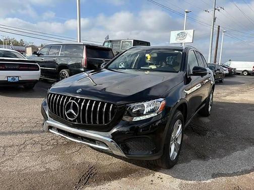 2018 Mercedes-Benz GLC 300 Base