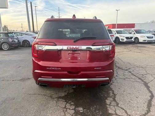 2020 GMC Acadia Denali