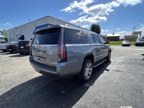 2020 Cadillac Escalade ESV Luxury