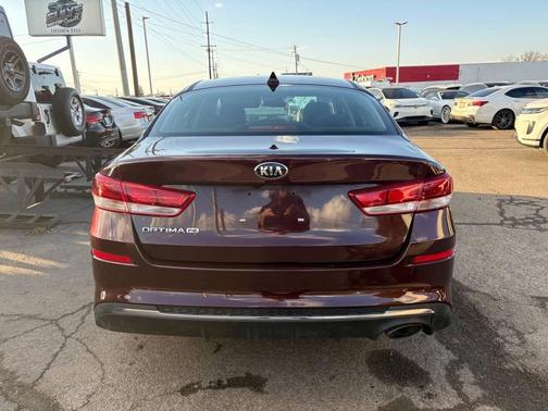 2020 Kia Optima LX