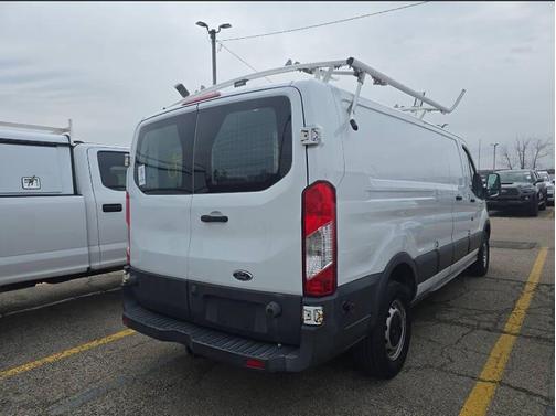 2017 Ford Transit-250 Base