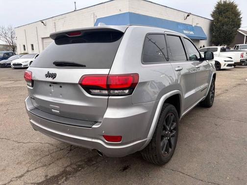 2020 Jeep Grand Cherokee Altitude