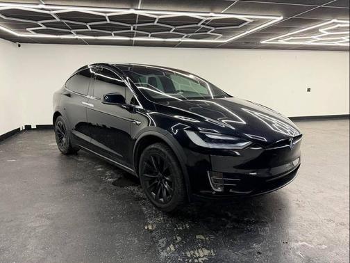2017 Tesla Model X 75D