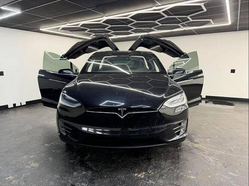 2017 Tesla Model X 75D