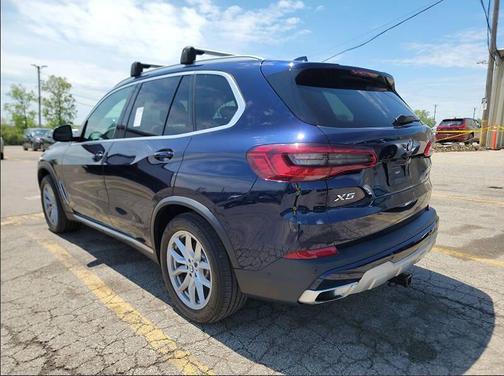 Blue 2019 BMW X5 xDrive40i