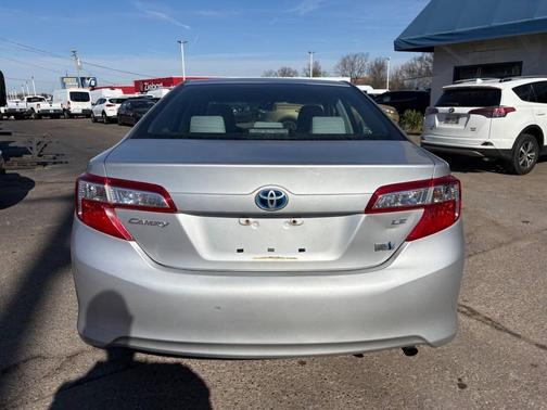 2013 Toyota Camry Hybrid LE