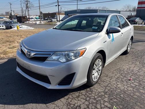 2013 Toyota Camry Hybrid LE
