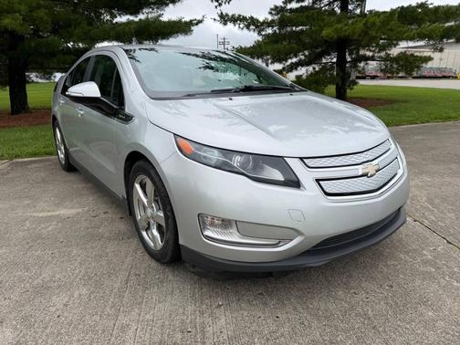 Silver 2014 Chevrolet Volt Base