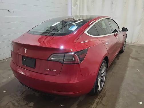 2019 Tesla Model 3 Long Range