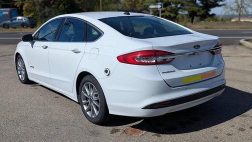 2017 Ford Fusion Hybrid SE