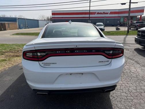 2016 Dodge Charger SXT