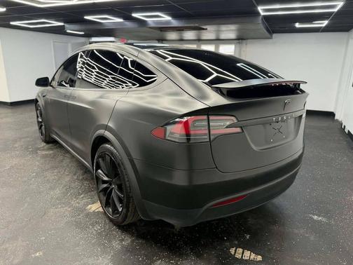 2020 Tesla Model X Long Range Plus Dual Motor All-Wheel Drive