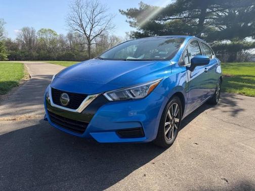 Electric Blue Metallic 2021 Nissan Versa 1.6 SV